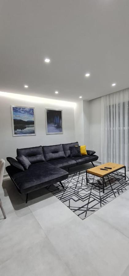 Luxurious Apartament Appartamento Sarandë Esterno foto